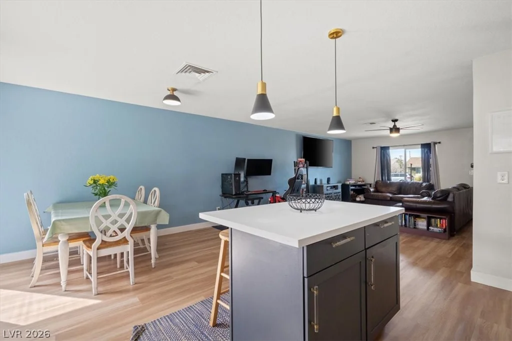 116 Glen Oak, Henderson, NV 89002