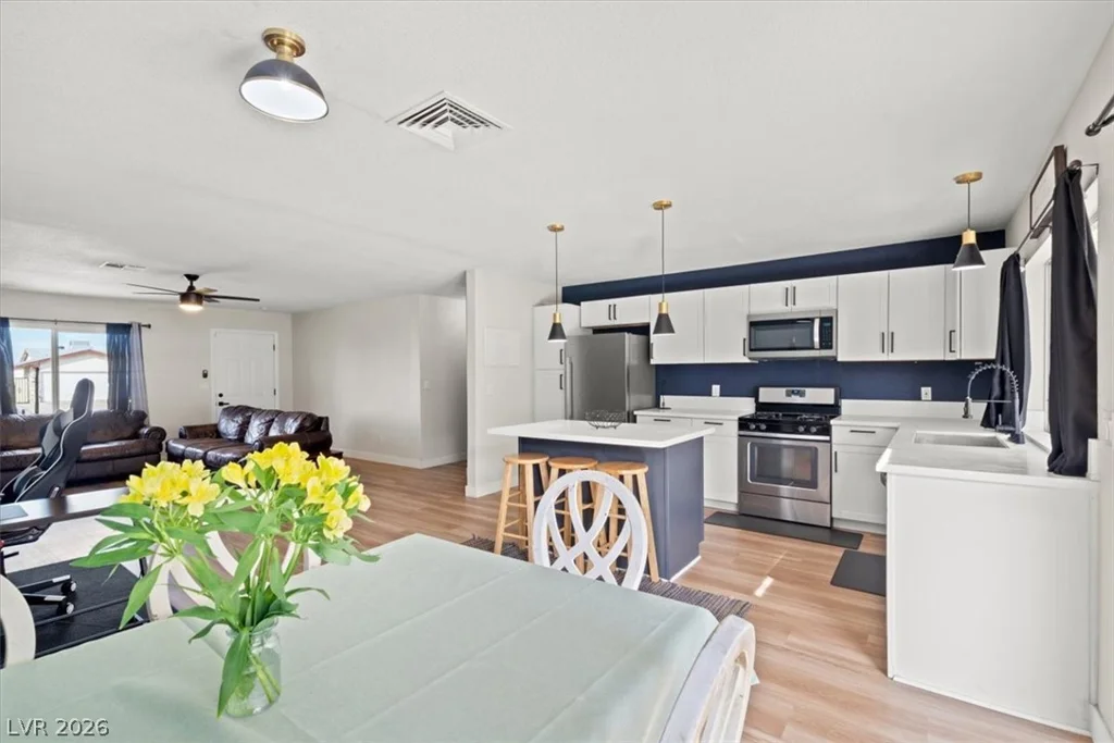 116 Glen Oak, Henderson, NV 89002