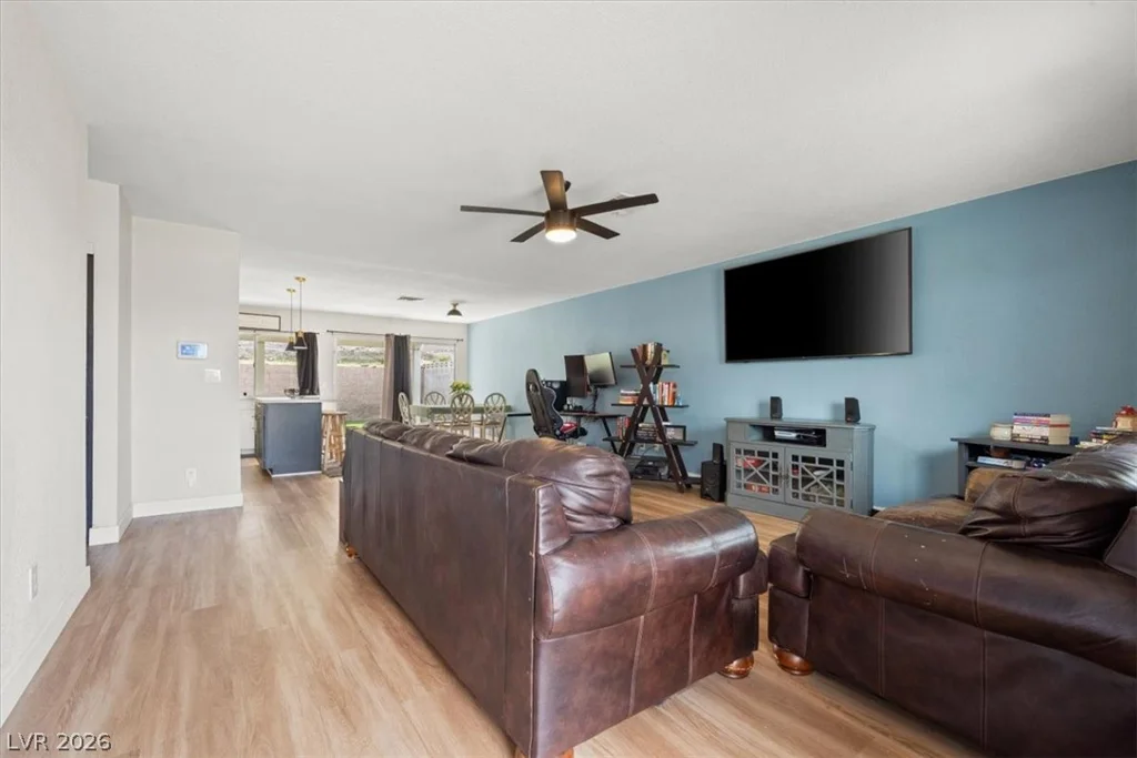 116 Glen Oak, Henderson, NV 89002