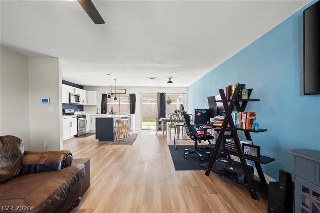 116 Glen Oak, Henderson, NV 89002