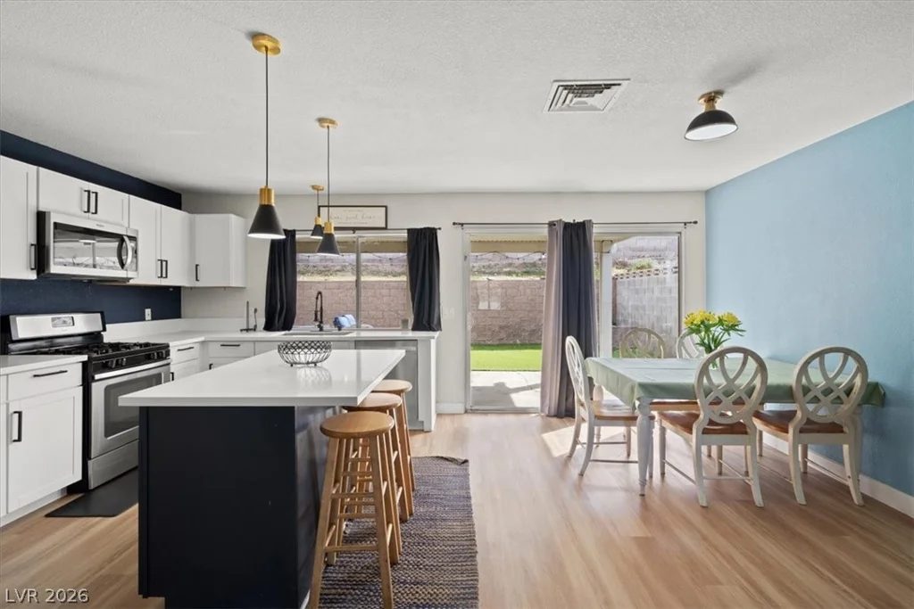116 Glen Oak, Henderson, NV 89002