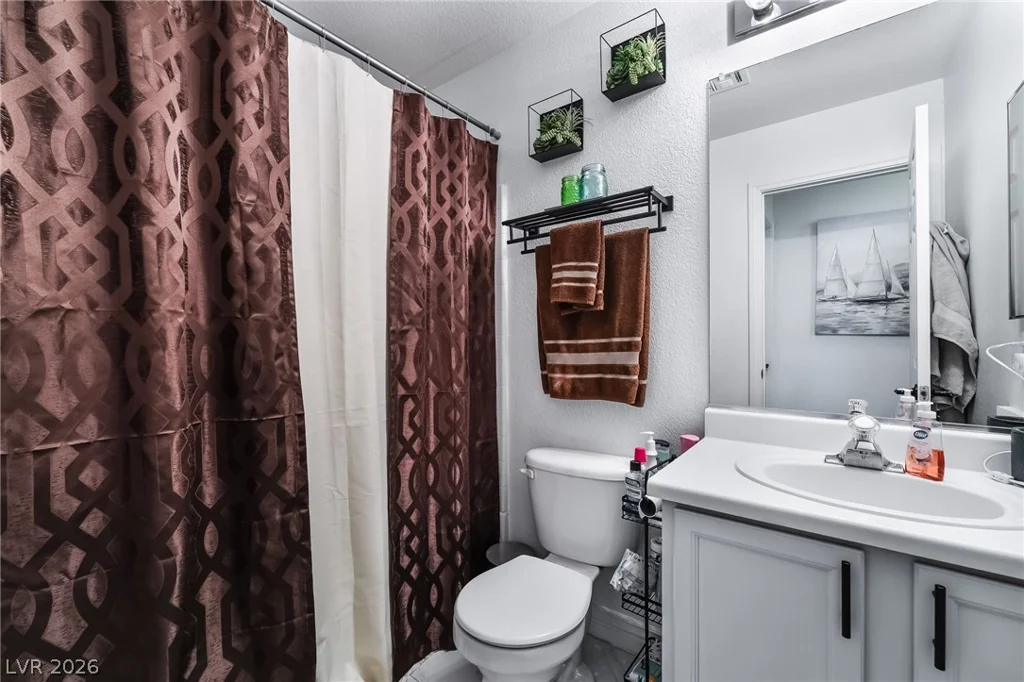 10374 Baby Bud, Las Vegas, NV 89183