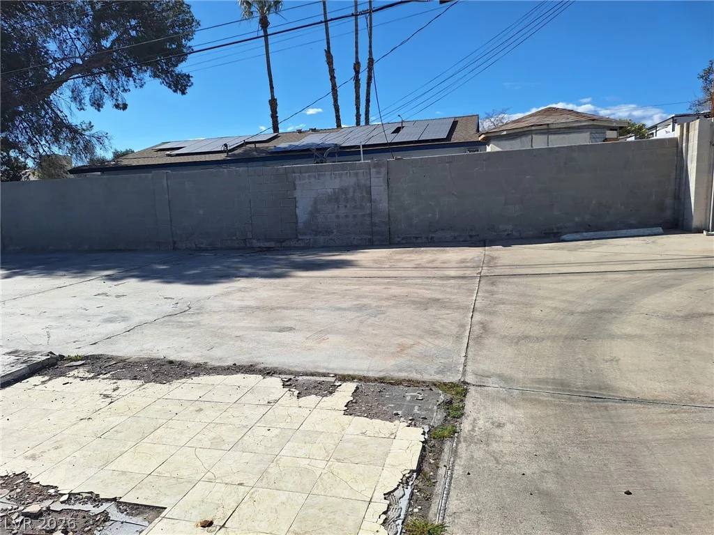 3187 Eastern, Las Vegas, NV 89169