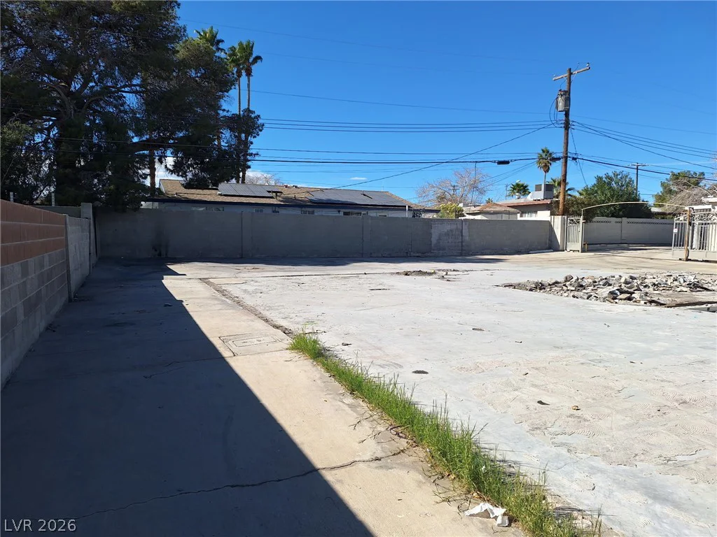 3187 Eastern, Las Vegas, NV 89169