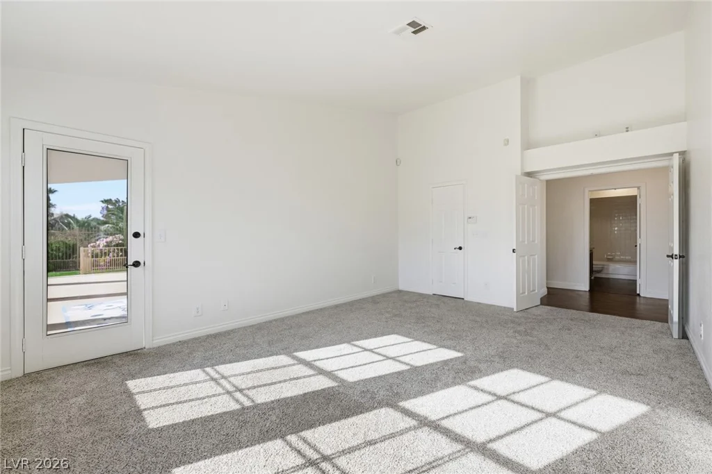 5548 Singing Hills, Las Vegas, NV 89130