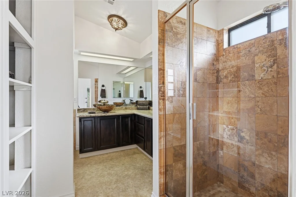 5548 Singing Hills, Las Vegas, NV 89130