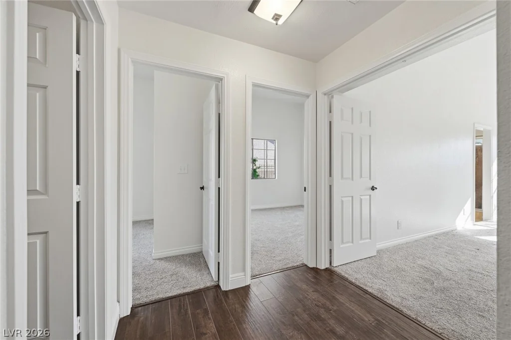 5548 Singing Hills, Las Vegas, NV 89130
