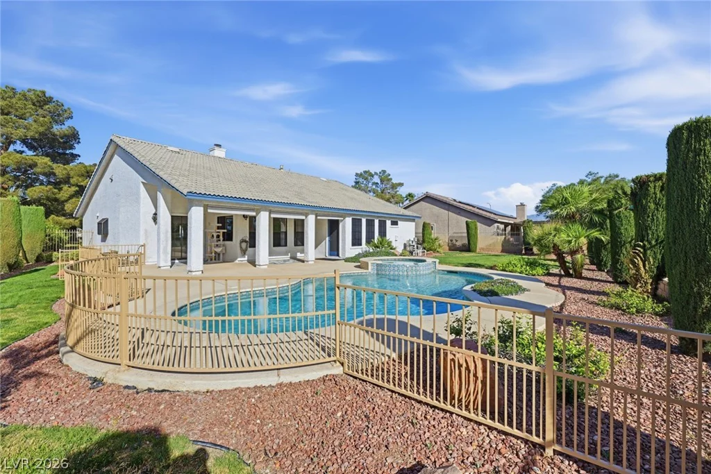 5548 Singing Hills, Las Vegas, NV 89130
