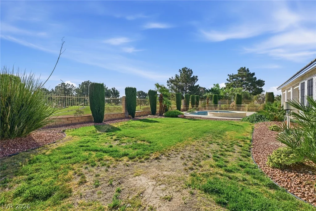 5548 Singing Hills, Las Vegas, NV 89130