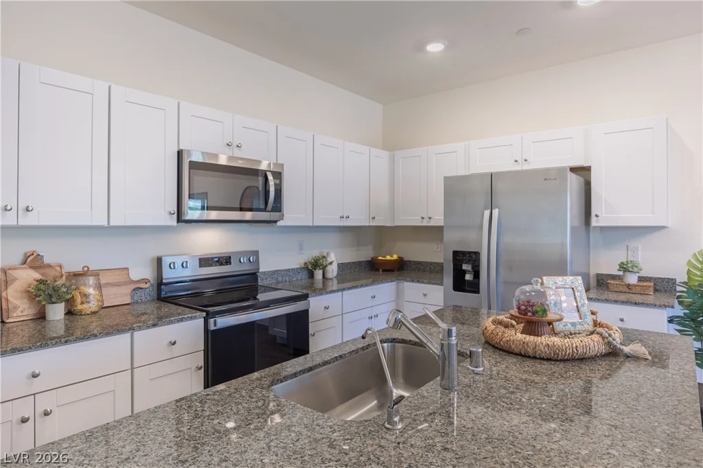 544 Thistleberry, Henderson, NV 89044