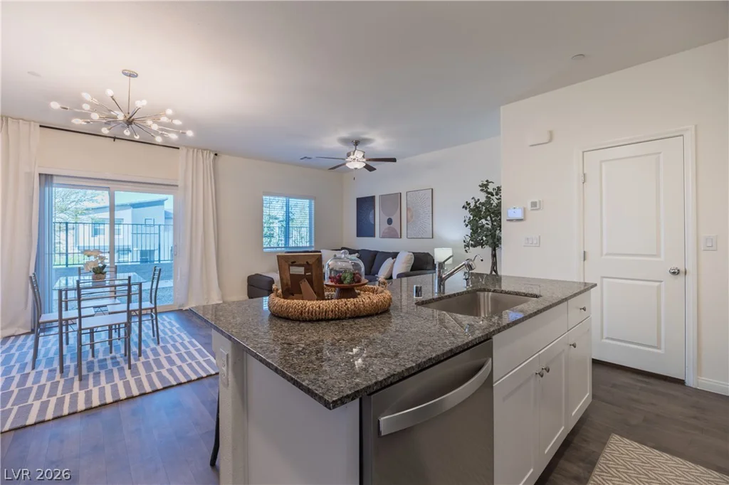 544 Thistleberry, Henderson, NV 89044