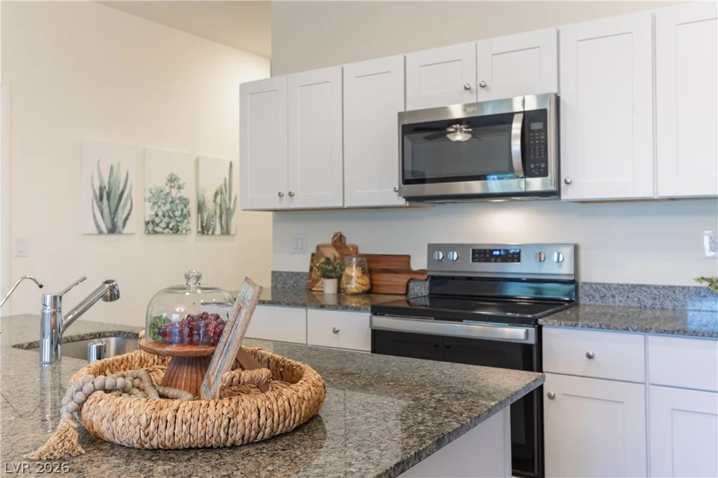544 Thistleberry, Henderson, NV 89044