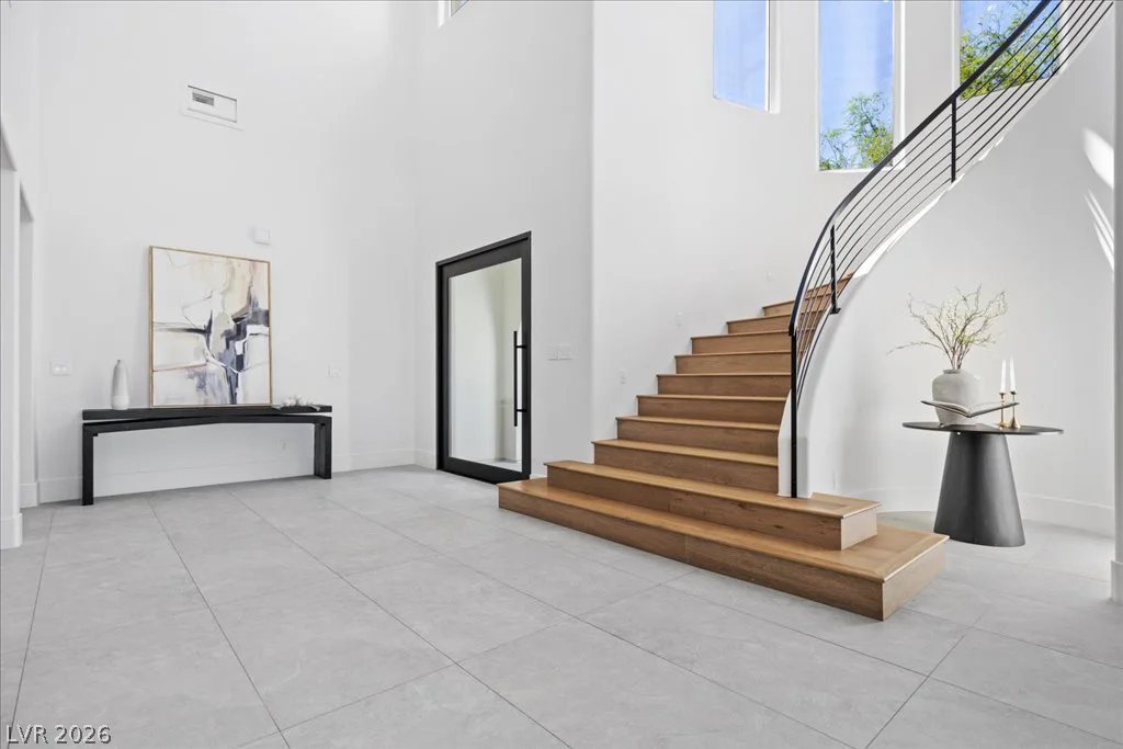 9252 Tournament Canyon, Las Vegas, NV 89144