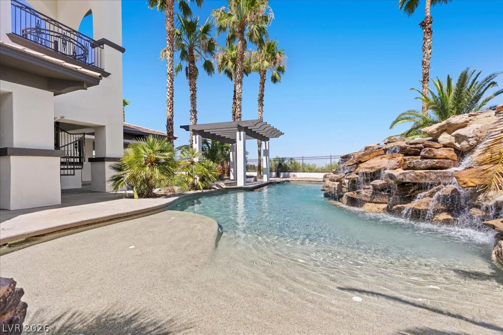9252 Tournament Canyon, Las Vegas, NV 89144
