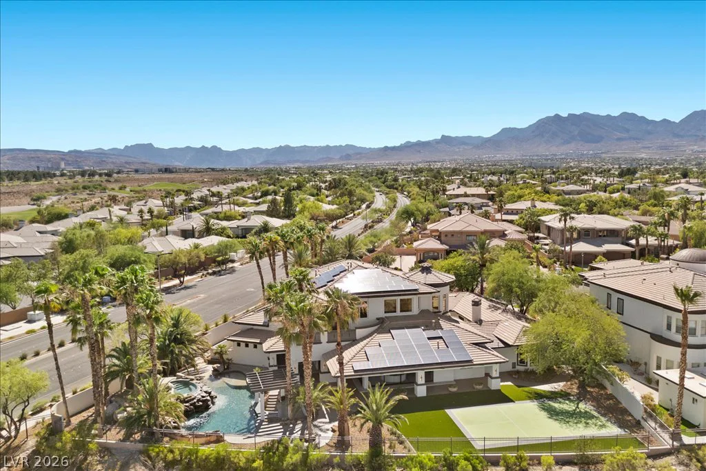 9252 Tournament Canyon, Las Vegas, NV 89144