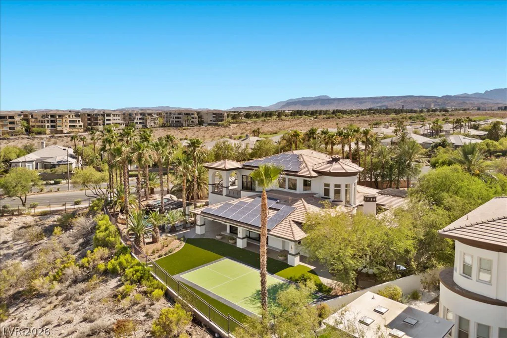 9252 Tournament Canyon, Las Vegas, NV 89144