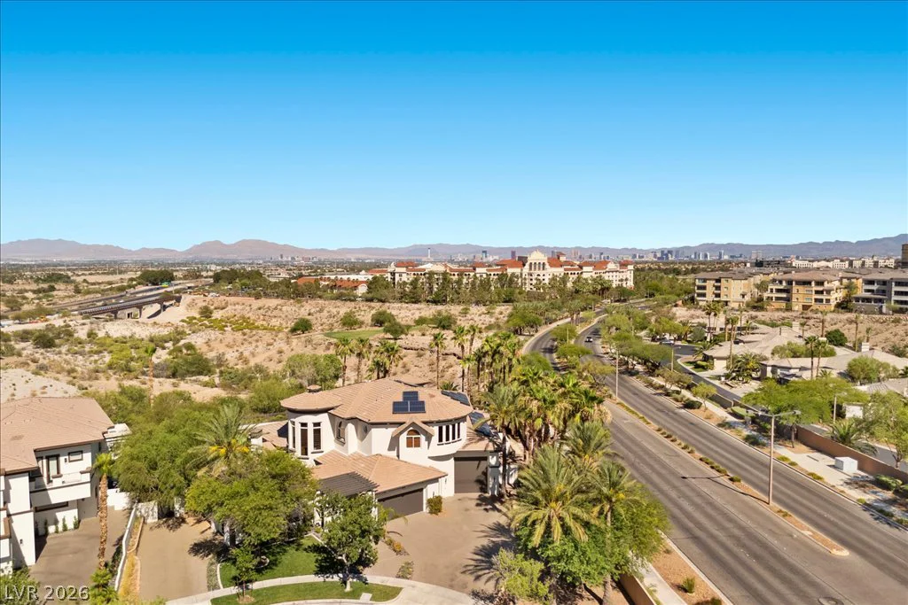 9252 Tournament Canyon, Las Vegas, NV 89144