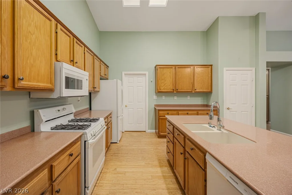 1792 Antelope Valley, Henderson, NV 89012