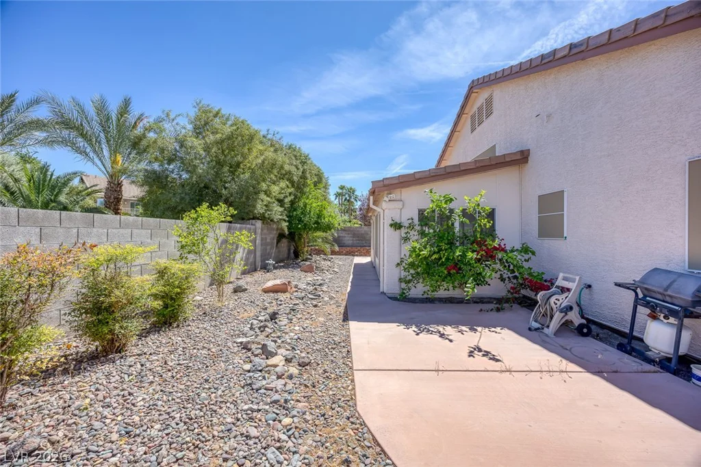 1792 Antelope Valley, Henderson, NV 89012