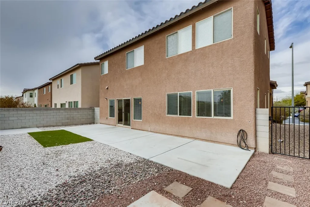 5428 Emerald Basin, North Las Vegas, NV 89031