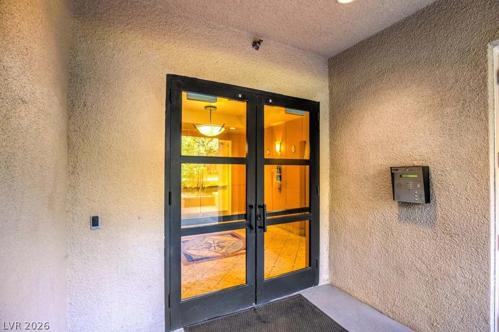 56 Serene, Las Vegas, NV 89123
