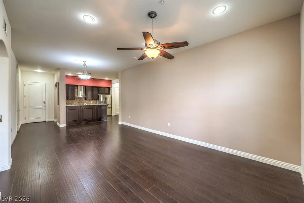 56 Serene, Las Vegas, NV 89123