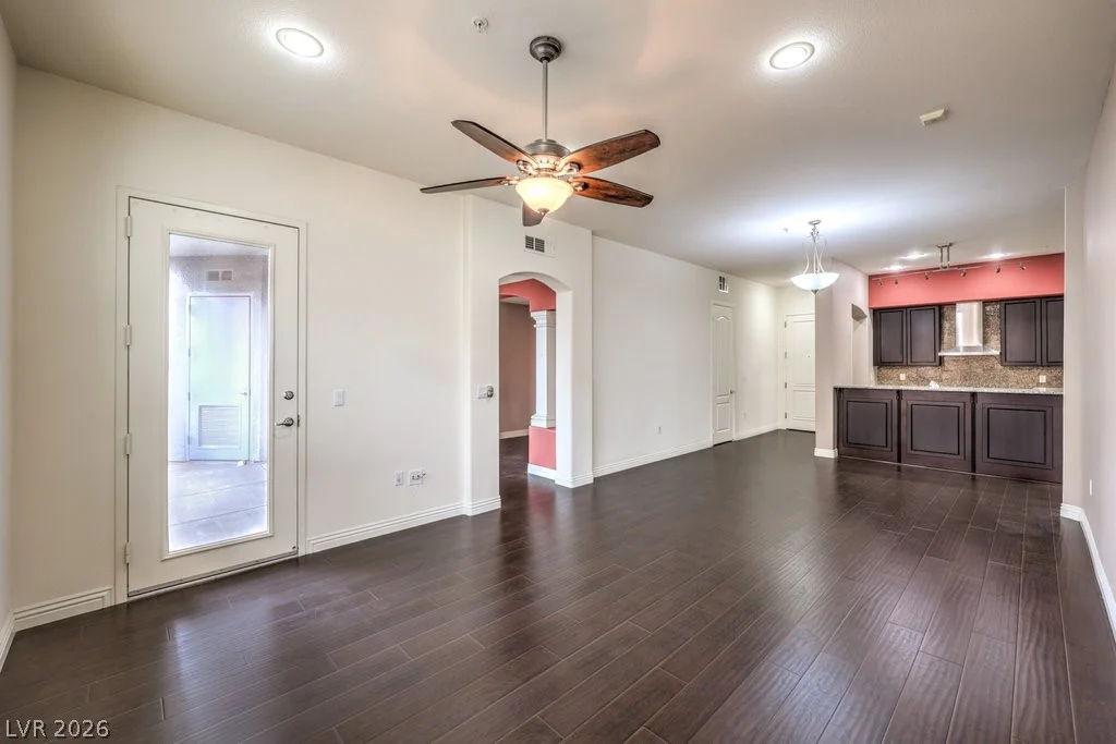 56 Serene, Las Vegas, NV 89123