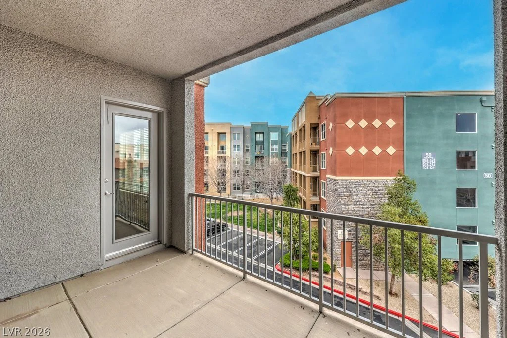 56 Serene, Las Vegas, NV 89123