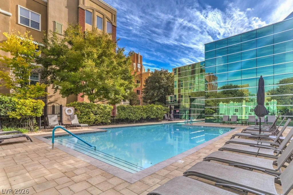 56 Serene, Las Vegas, NV 89123