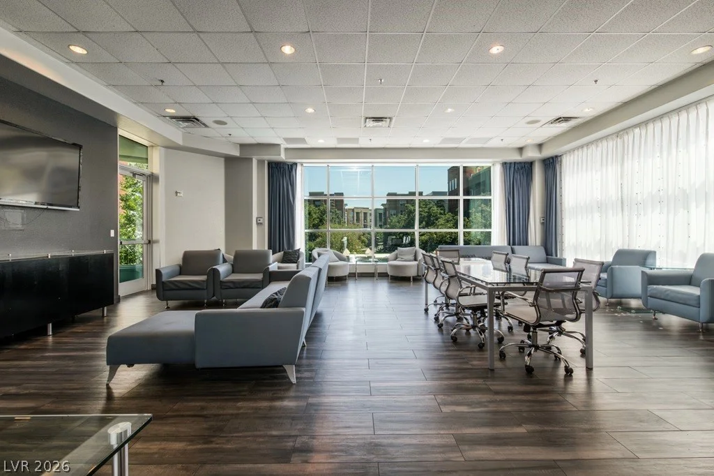 56 Serene, Las Vegas, NV 89123