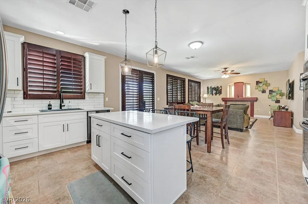 10513 Sunblower, Las Vegas, NV 89135