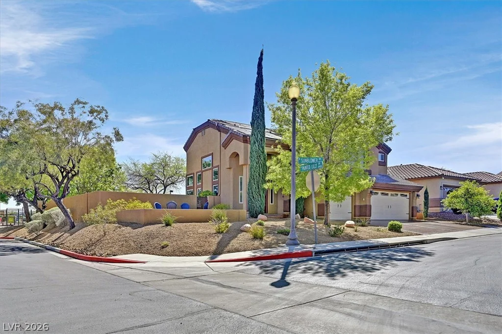 10513 Sunblower, Las Vegas, NV 89135