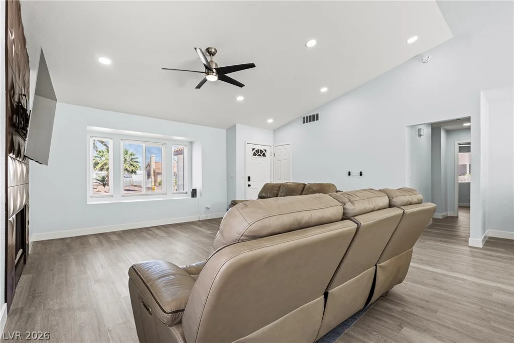 433 Old Palms, Las Vegas, NV 89123