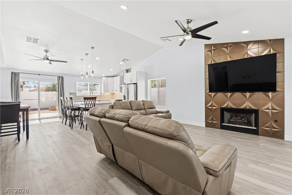 433 Old Palms, Las Vegas, NV 89123