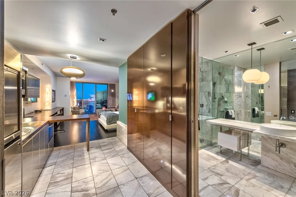 4381 Flamingo, Las Vegas, NV 89103