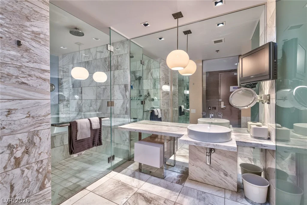 4381 Flamingo, Las Vegas, NV 89103