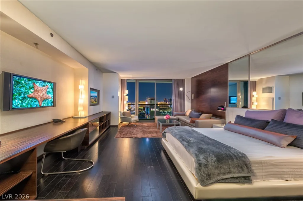 4381 Flamingo, Las Vegas, NV 89103