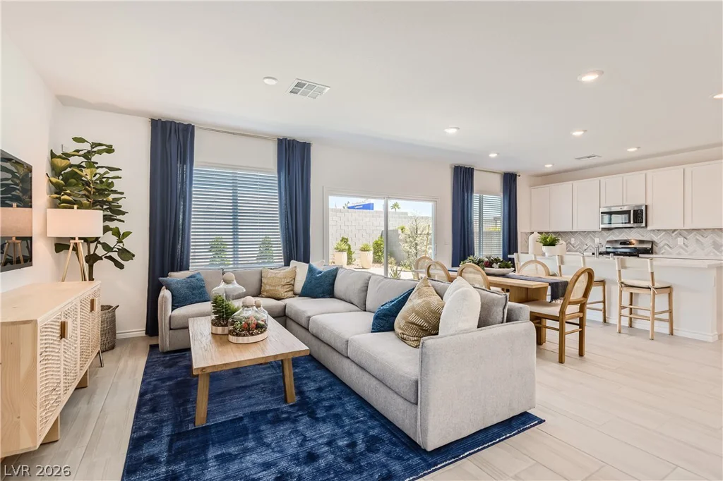 8358 Caldera Hills, Las Vegas, NV 89147