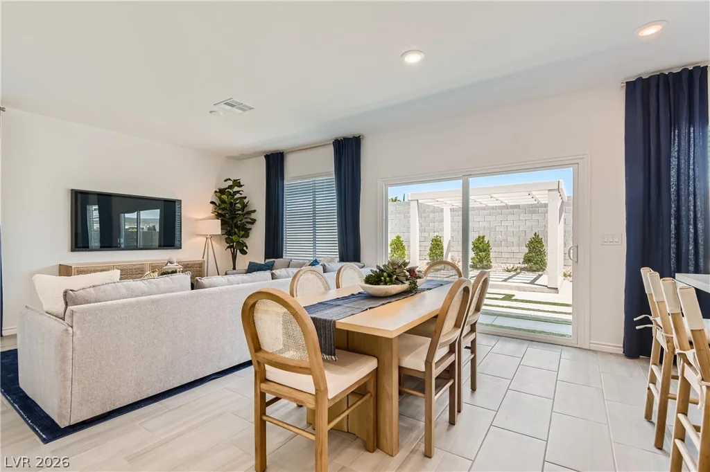 8358 Caldera Hills, Las Vegas, NV 89147