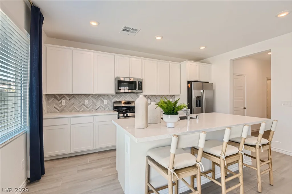 8358 Caldera Hills, Las Vegas, NV 89147