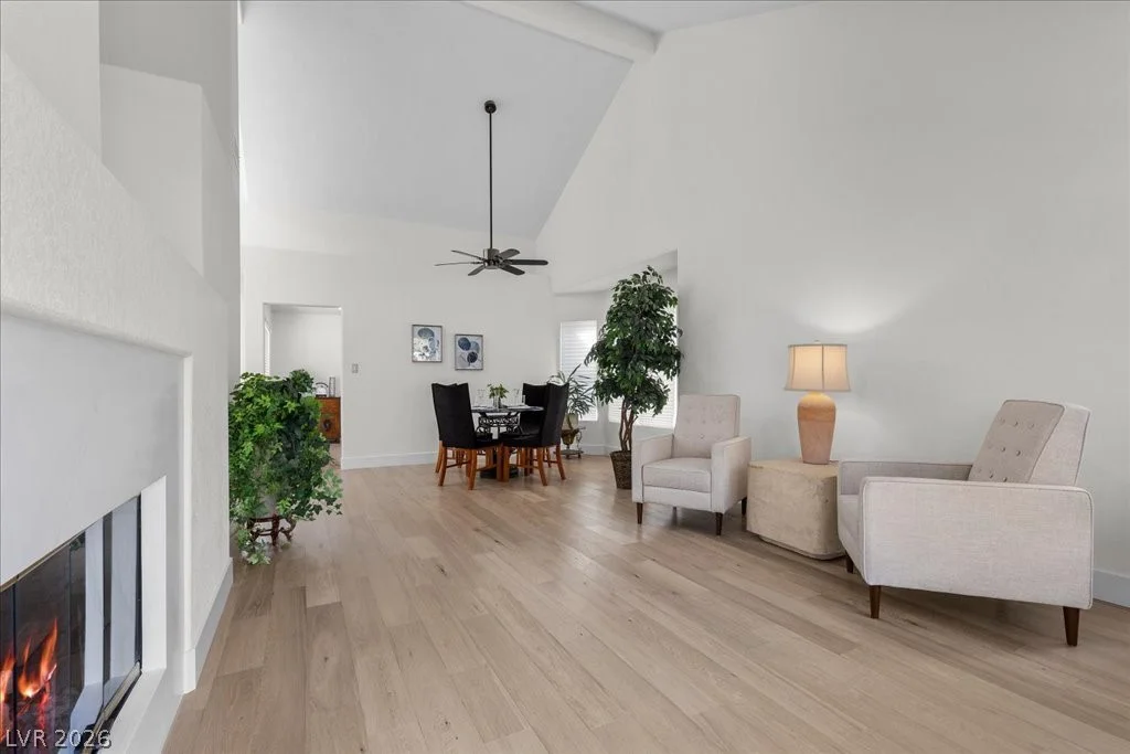 7058 Big Springs, Las Vegas, NV 89113