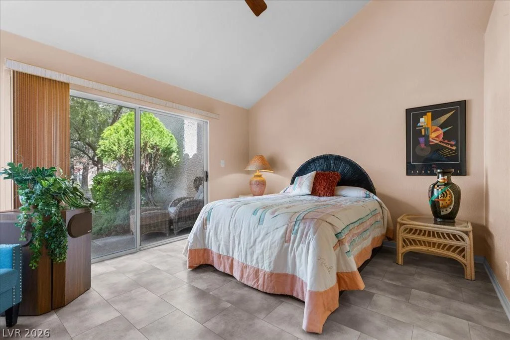 7058 Big Springs, Las Vegas, NV 89113