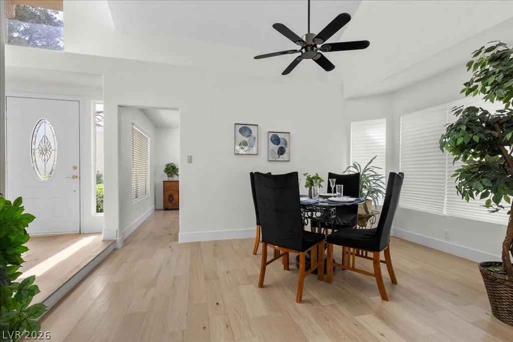 7058 Big Springs, Las Vegas, NV 89113