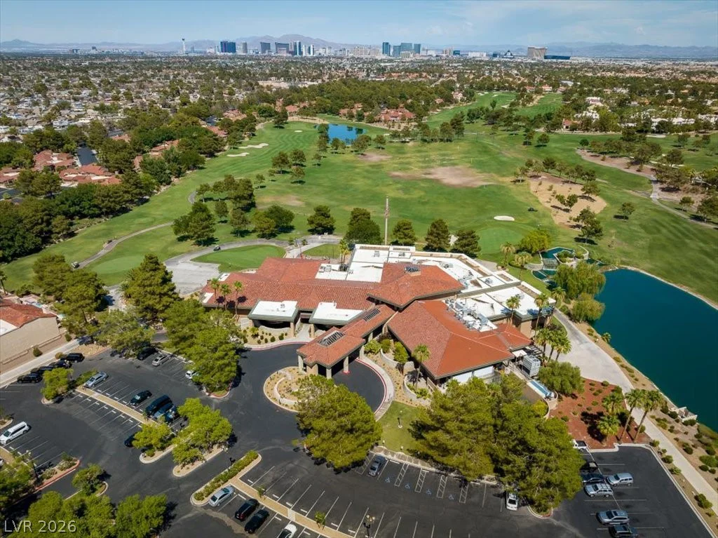 7058 Big Springs, Las Vegas, NV 89113