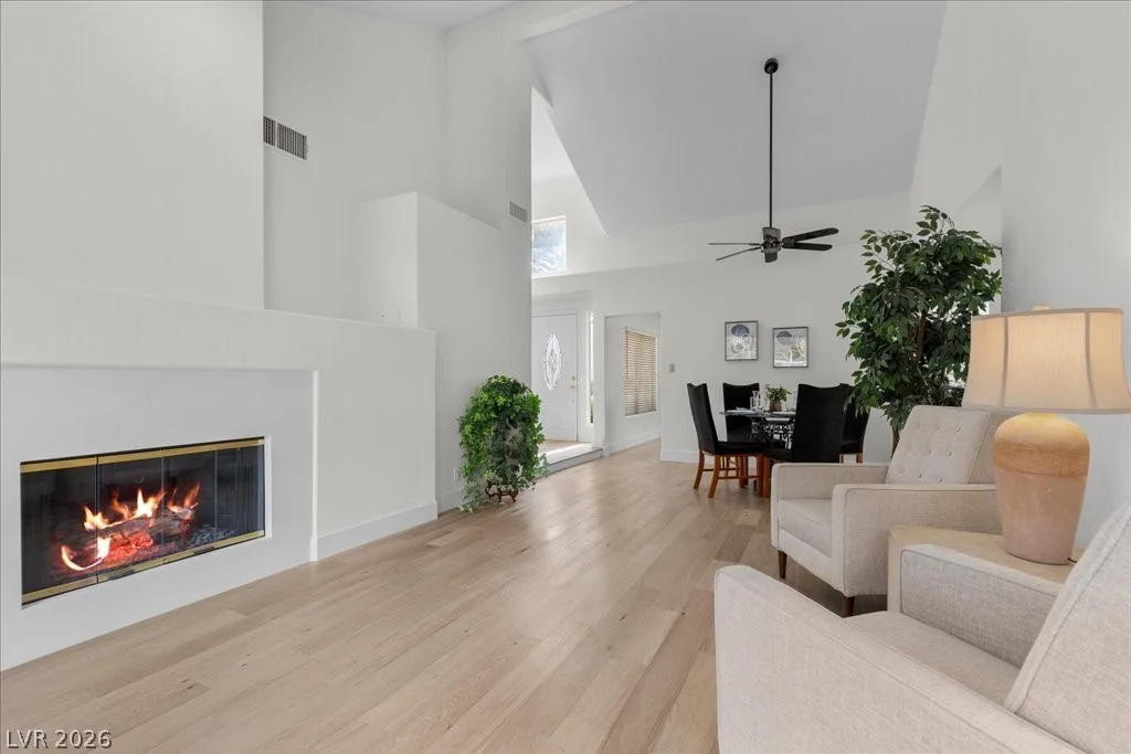 7058 Big Springs, Las Vegas, NV 89113