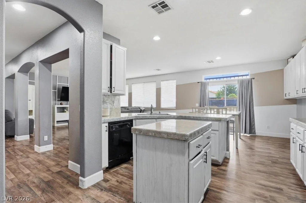 8641 Vivid Violet, Las Vegas, NV 89143
