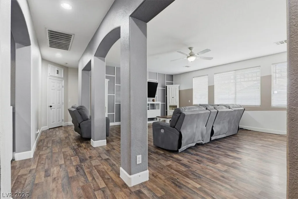 8641 Vivid Violet, Las Vegas, NV 89143