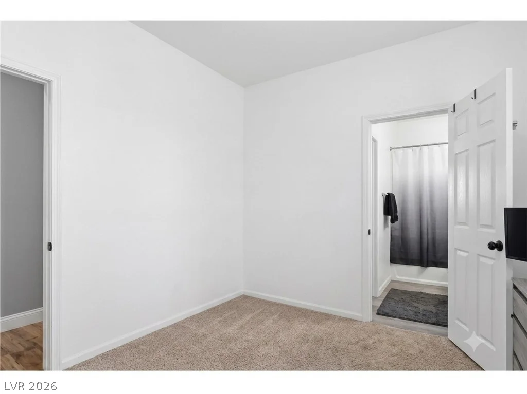 8641 Vivid Violet, Las Vegas, NV 89143