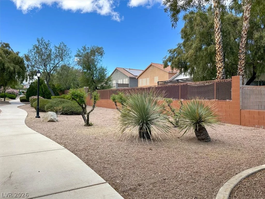 8641 Vivid Violet, Las Vegas, NV 89143
