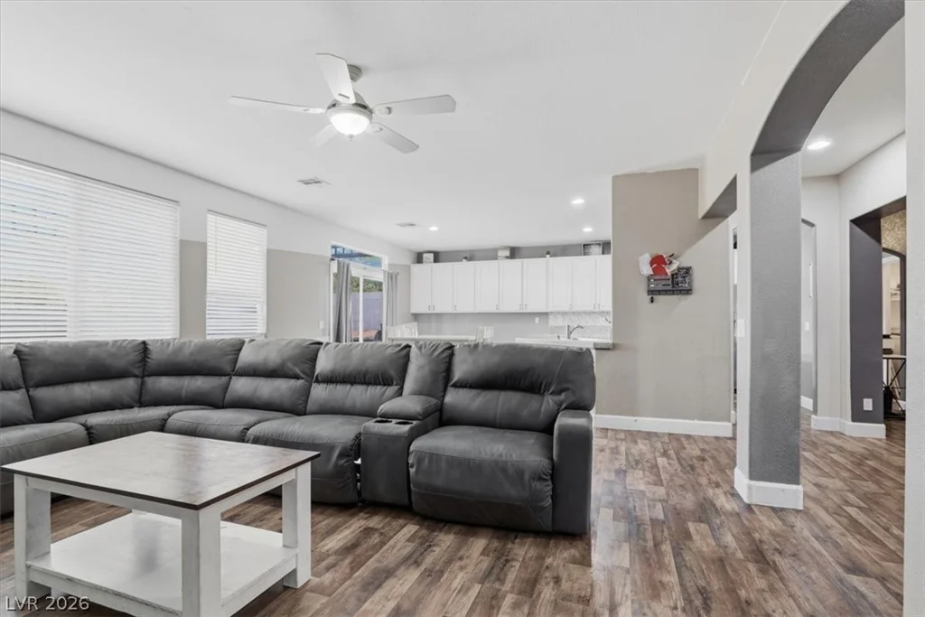 8641 Vivid Violet, Las Vegas, NV 89143